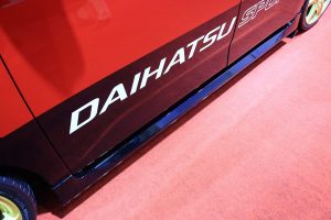 【画像】【大阪オートメッセ2017】ダイハツ・デトマソを彷彿させる「赤×黒」2トーンボディ 〜 画像10