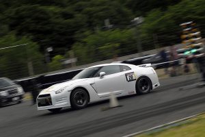 R35GT-Rゼロヨン日本最速タイムが「9秒075」に更新！【ビデオ】