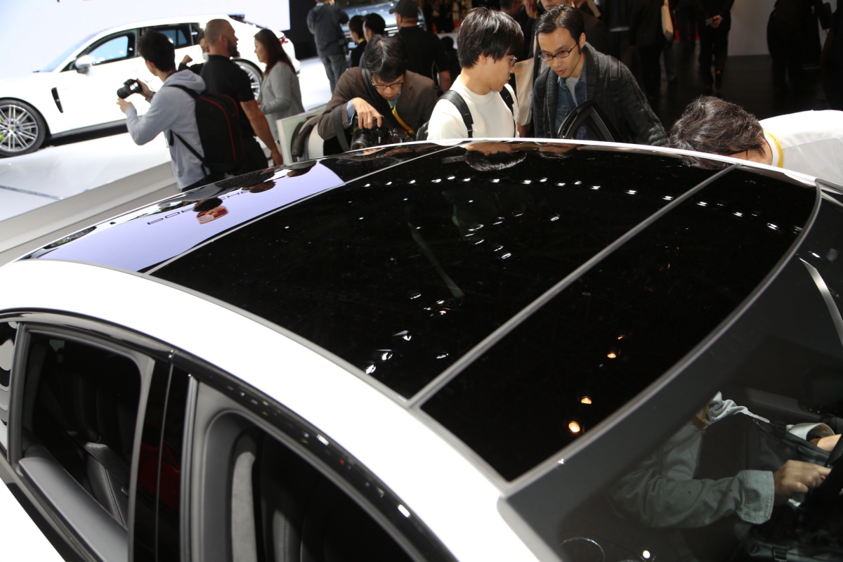 最新車種で見る ツートン 塗り分け の絶品テクニック 東京モーターショー Auto Messe Web カスタム アウトドア 福祉車両 モータースポーツなどのカーライフ情報が満載 最新車種で見る ツートン 塗り分け の絶品テクニック 東京モーターショー Auto Messe Web カスタム アウトドア 福祉車両 モータースポーツなどのカーライフ情報が満載