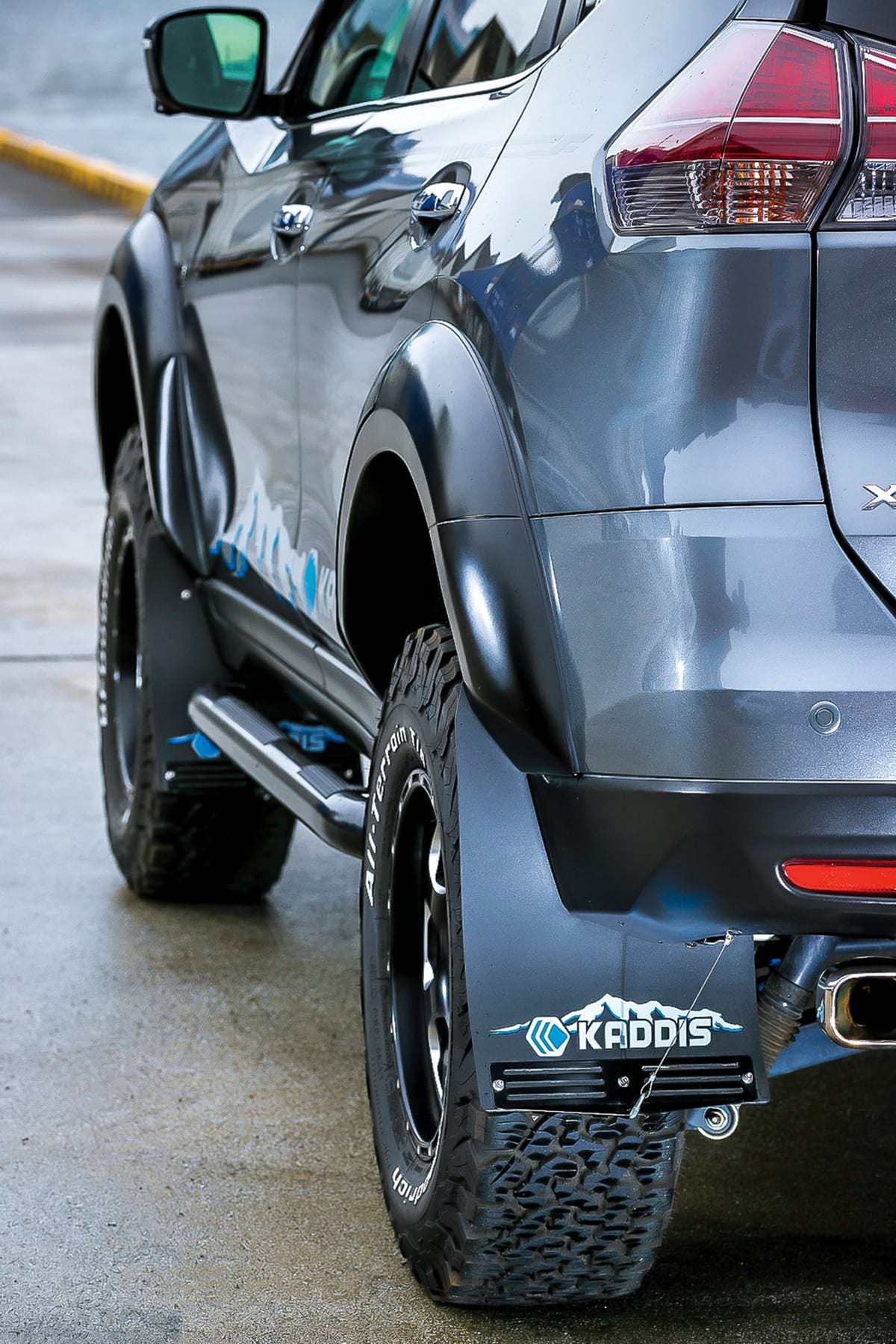 エクストレイルをリフトアップ ロードハウス が提案するドレスアップ術 Auto Messe Web カスタム アウトドア 福祉車両 モータースポーツなどのカーライフ情報が満載 エクストレイルをリフトアップ ロードハウス が提案するドレスアップ術 Auto Messe Web カスタム アウトドア 福祉車両 モータースポーツなどのカーライフ情報が満載
