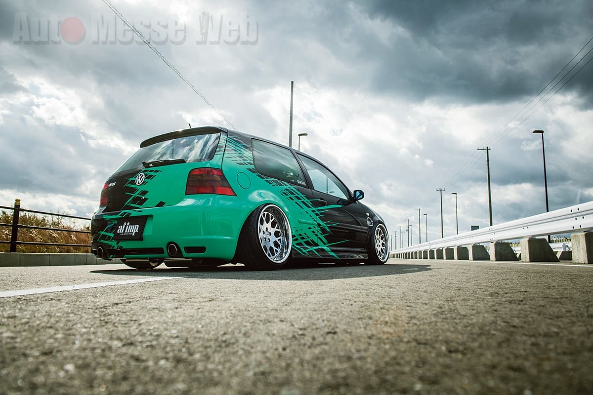 ニューイング、R32、VW GOLF4、ラッピング、プリントレザー