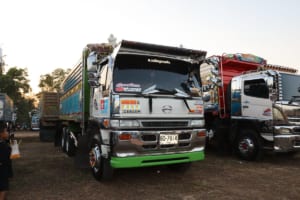 【画像】トラックスピリッツがコラボイベント開催！タイのトラッカー200台オーバーを激写!! 〜 画像82