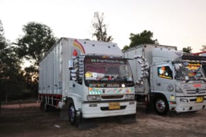 【画像】トラックスピリッツがコラボイベント開催！タイのトラッカー200台オーバーを激写!! 〜 画像16