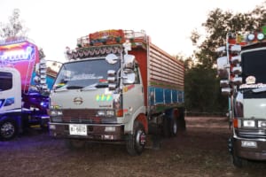 【画像】トラックスピリッツがコラボイベント開催！タイのトラッカー200台オーバーを激写!! 〜 画像25