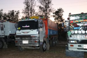 【画像】トラックスピリッツがコラボイベント開催！タイのトラッカー200台オーバーを激写!! 〜 画像34