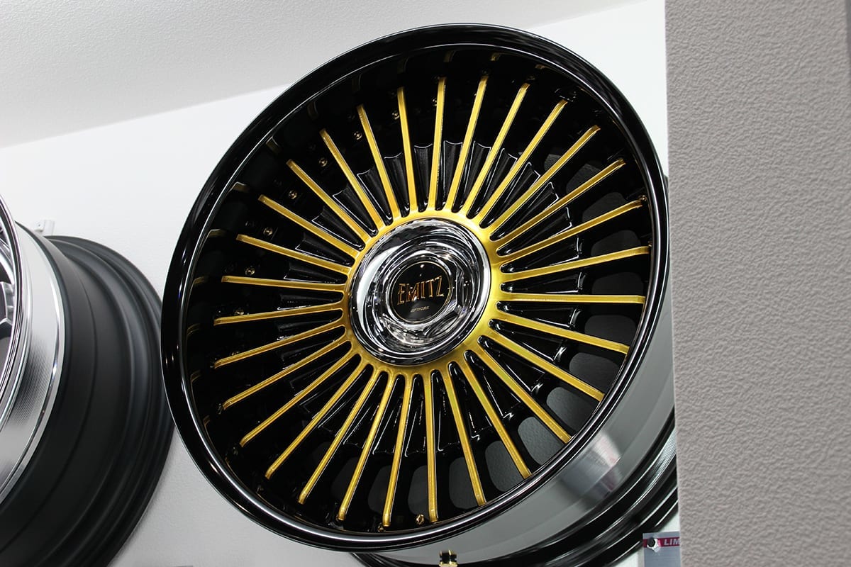 ワークジスタンスw5sへ 上質に薫る限定カラーモデルが登場 大阪オートメッセ18 画像6 Auto Messe Web カスタム アウトドア 福祉車両 モータースポーツなどのカーライフ情報が満載