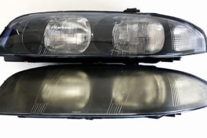 【画像】紫外線で黄ばんだヘッドライトが甦る！R33スカイラインGT-R用カバー発売 〜 画像5