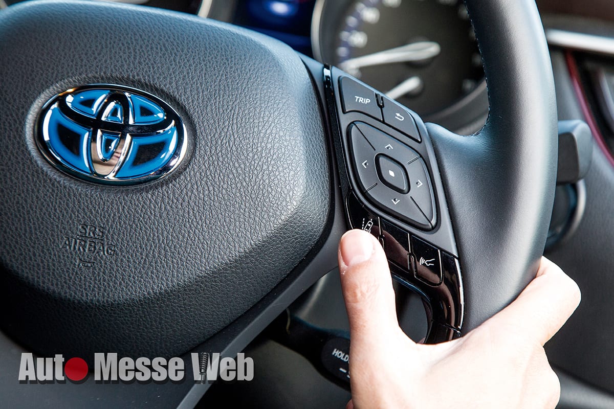 ハザード点灯が純正のステアリングスイッチで操作可能に Auto Messe Web カスタム アウトドア 福祉車両 モータースポーツなどのカーライフ情報が満載 ハザード点灯が純正のステアリングスイッチで操作可能に Auto Messe Web カスタム アウトドア 福祉車両 モータースポーツなどのカーライフ情報が満載