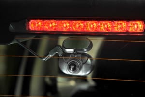 【画像】煽り運転の後続車も記録できる2カメラ・ドライブレコーダー「DVR3100」登場！ 〜 画像2