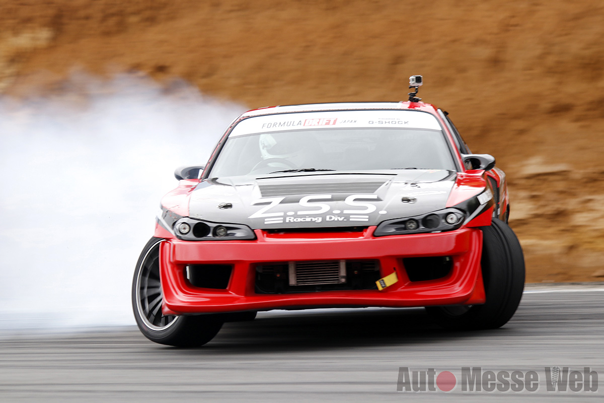 暴走行為からモータースポーツへ いま再び盛り上がりをみせるドリフトの魅力 Auto Messe Web カスタム アウトドア 福祉車両 モータースポーツなどのカーライフ情報が満載