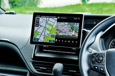 カーナビ、セイワ、オートバックス、おすすめ、フローティング、10V型フローティングナビゲーション、PFTN101F