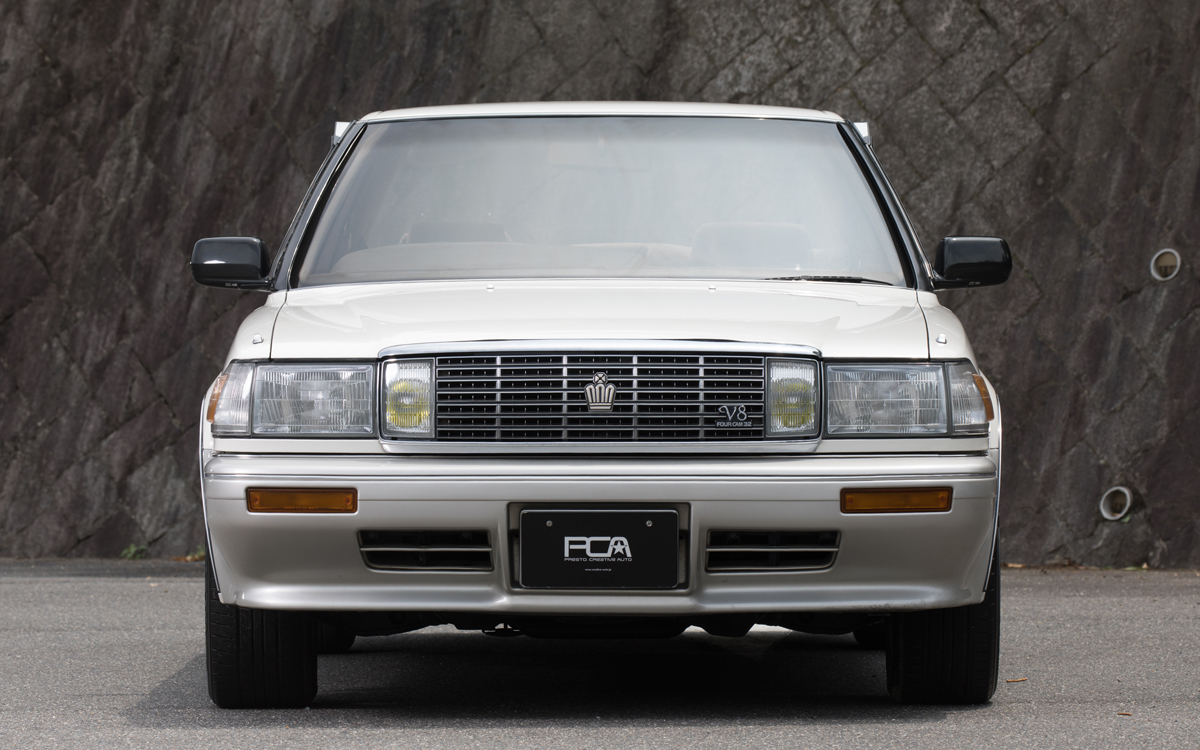 昭和の最後を飾った高級車 トヨタ8代目クラウンが100万円以下で買える 旧車セダン購入ガイド 画像15 Auto Messe Web カスタム アウトドア 福祉車両 モータースポーツなどのカーライフ情報が満載