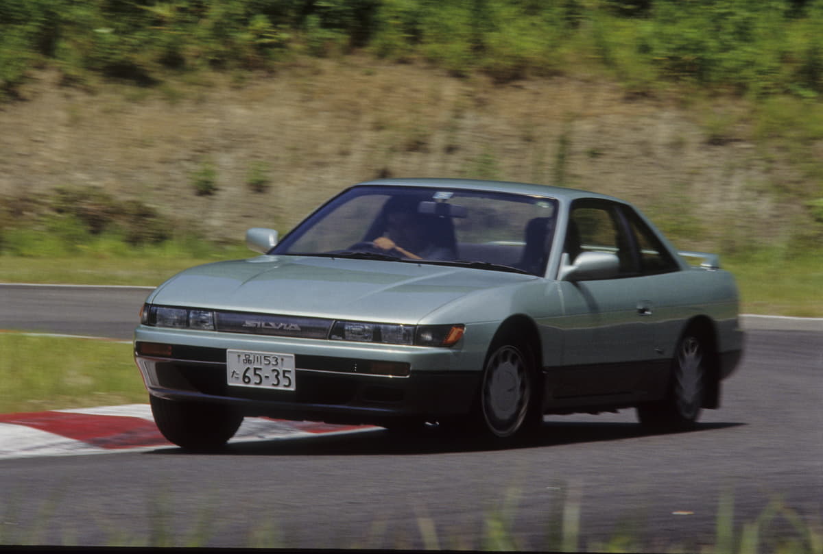 日産　シルビア　S13