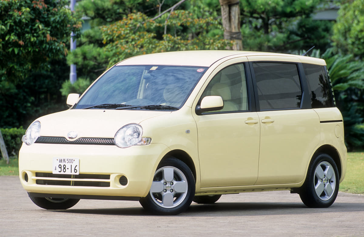 ミニバンのカスタムでオススメの中古車は 100万円で買えるベース車５選 画像11 Auto Messe Web カスタム アウトドア 福祉 車両 モータースポーツなどのカーライフ情報が満載