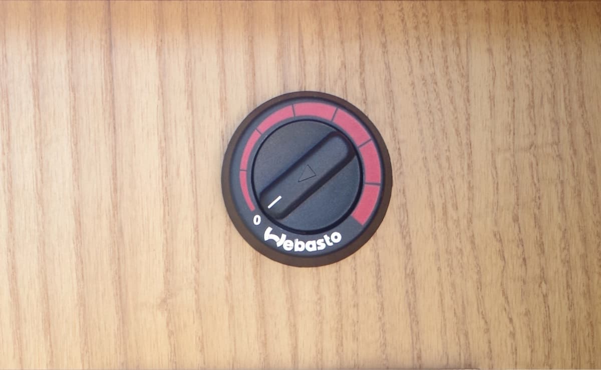 南極観測隊も使用した暖房器具 Ffヒーター で冬場の車中泊が快適に 画像4 Auto Messe Web カスタム アウトドア 福祉車両 モータースポーツなどのカーライフ情報が満載