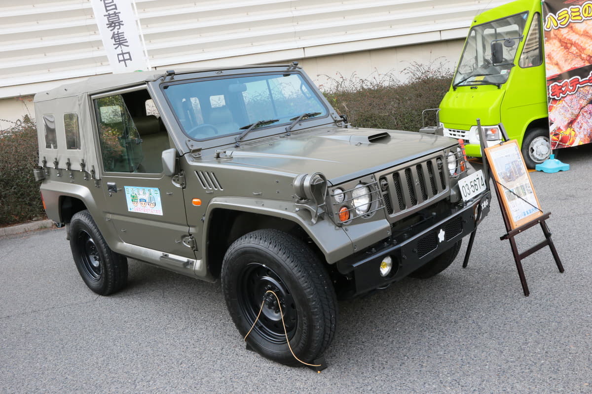 大阪オートメッセ2019 自衛隊 73式小型トラック