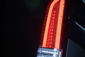 【画像】トヨタ・ハイエース用「新作LEDテールランプ」2タイプがダズフェローズから発売!! 〜 画像2