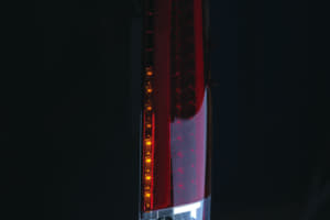 【画像】トヨタ・ハイエース用「新作LEDテールランプ」2タイプがダズフェローズから発売!! 〜 画像11