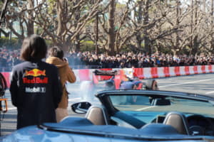 【画像】F1マシンが東京の公道を疾走！ 「レッドブル・ショーラン東京2019」でファンを魅了 〜 画像49