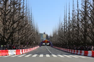 【画像】F1マシンが東京の公道を疾走！ 「レッドブル・ショーラン東京2019」でファンを魅了 〜 画像2