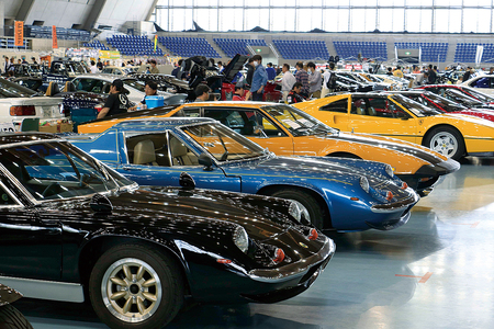 日本最大級の旧車イベント Gulf ながのノスタルジックカーフェスティバル19 がgwに開催 画像4 Auto Messe Web カスタム アウトドア 福祉車両 モータースポーツなどのカーライフ情報が満載