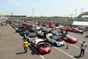 【画像】名車が集い約100台がパレードラン！　筑波サーキット・カーフェスティバル開催 〜 画像109