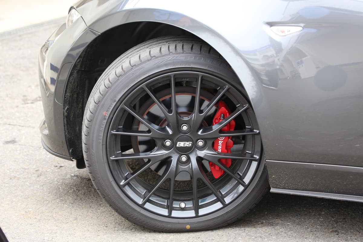 燃費や乗り心地が悪化 ホイールのインチアップで生じるデメリット解消法 Auto Messe Web カスタム アウトドア 福祉車両 モータースポーツなどのカーライフ情報が満載