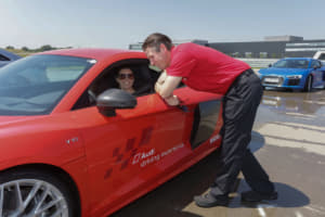 女性ドライバー限定のアウディ運転講習プログラム「Audi driving experience」