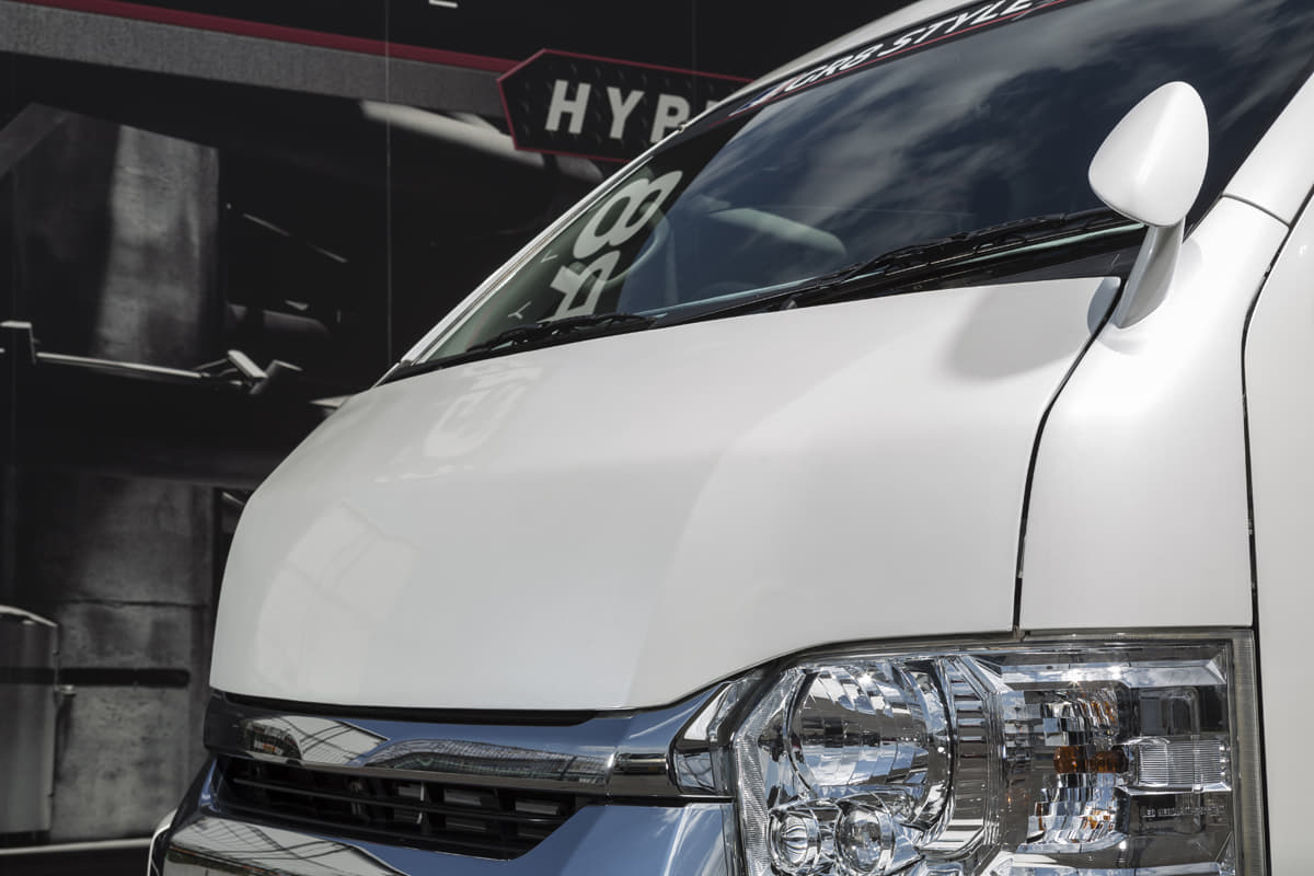ストリートで映えるシンプル美 トヨタ ハイエースにgrスタイル エアロを纏う 画像5 Auto Messe Web カスタム アウトドア 福祉車両 モータースポーツなどのカーライフ情報が満載