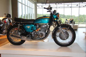 【画像】博物館で奇っ怪なオートバイと遭遇！多気筒エンジンを搭載した特殊なモデル10選 〜 画像4