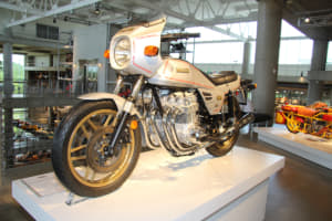 【画像】博物館で奇っ怪なオートバイと遭遇！多気筒エンジンを搭載した特殊なモデル10選 〜 画像9