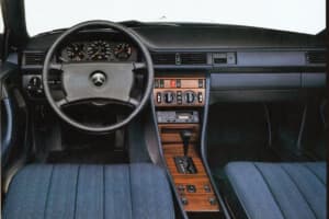 【画像】【W124型 Eクラス】”最善か無か” メルセデス・ベンツが最高品質を追求した傑作車 〜 画像9