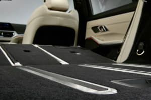 【画像】新型BMW 3シリーズ・ツーリング発表! 高速道路の手放し運転機能や大容量ラゲッジに注目 〜 画像82