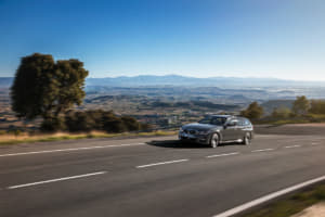 【画像】新型BMW 3シリーズ・ツーリング発表! 高速道路の手放し運転機能や大容量ラゲッジに注目 〜 画像89