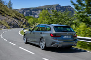 【画像】新型BMW 3シリーズ・ツーリング発表! 高速道路の手放し運転機能や大容量ラゲッジに注目 〜 画像10