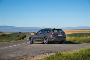 【画像】新型BMW 3シリーズ・ツーリング発表! 高速道路の手放し運転機能や大容量ラゲッジに注目 〜 画像21