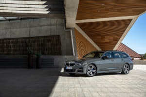 【画像】新型BMW 3シリーズ・ツーリング発表! 高速道路の手放し運転機能や大容量ラゲッジに注目 〜 画像30