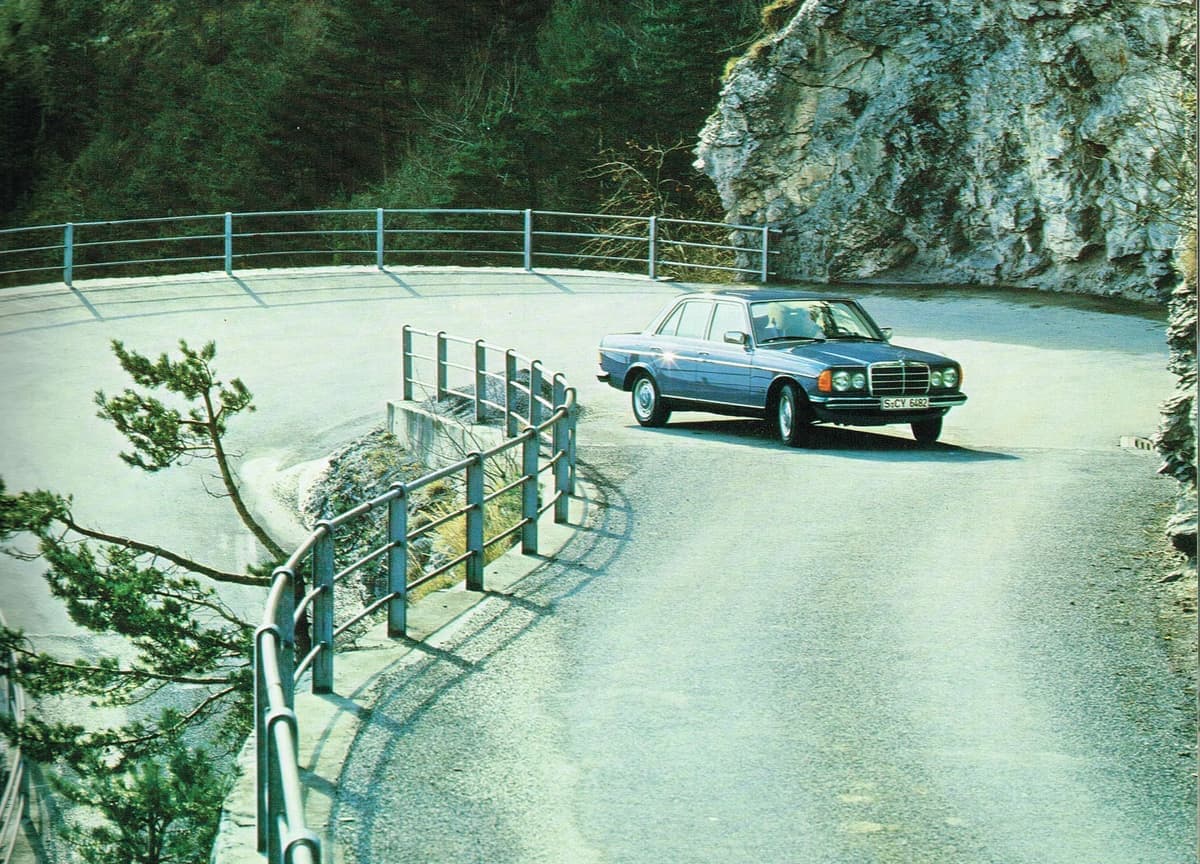 2007年製 メルセデス・ベンツ著『Safety』