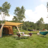 【画像】テントとクルマはどう配置する？ オートキャンプ場の最適レイアウトとは 〜 画像6