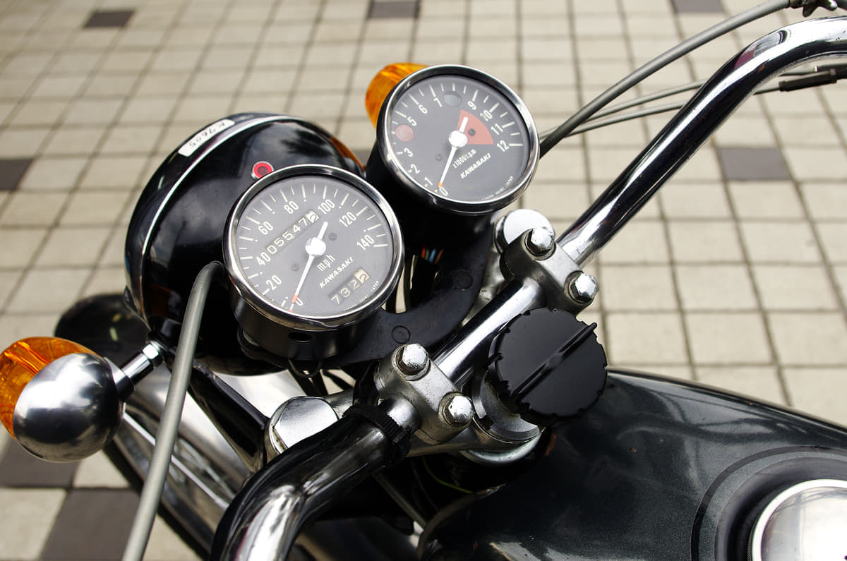 「ダブワン」「マッハ」「ケーゼロ」というニックネームを持つ60〜70年代の大型バイク3選 〜 画像10