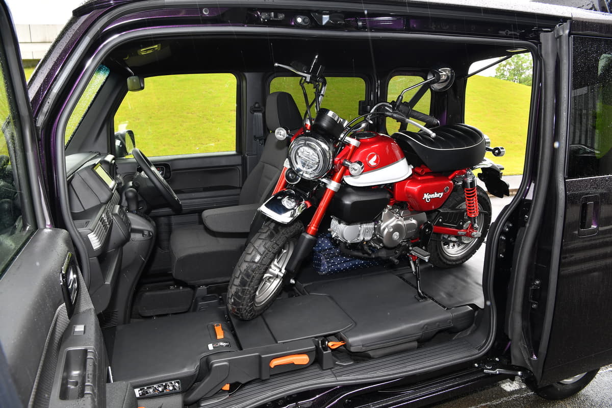 小は大を兼ねる 快適な車中泊を叶える軽自動車5選 画像3 Auto Messe Web カスタム アウトドア 福祉車両 モータースポーツなどのカーライフ情報が満載