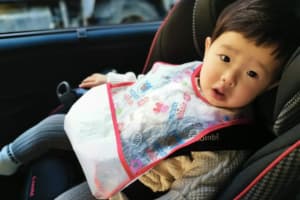 子供の車酔いを防ぐ 事前の対策とまさかの時に役立つ便利グッズ Auto Messe Web カスタム アウトドア 福祉車両 モータースポーツなどのカーライフ情報が満載