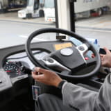 【画像】オリンピックに実用化は間に合うか?!  ANAとSBドライブが羽田空港で「大型の自動運転EVバス」を実証実験 〜 画像3
