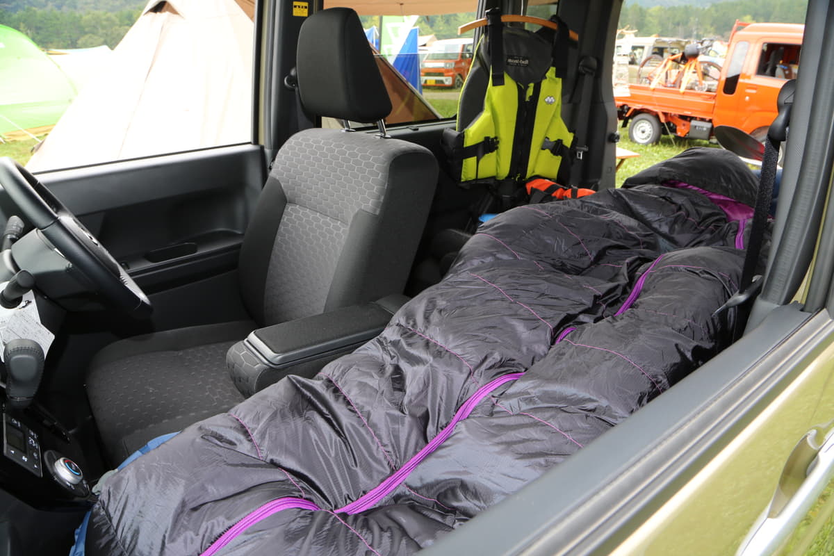 冬の車中泊 寒さ対策はどうする 車内を快適にするオススメの対処法とは 画像7 Auto Messe Web カスタム アウトドア 福祉車両 モータースポーツなどのカーライフ情報が満載