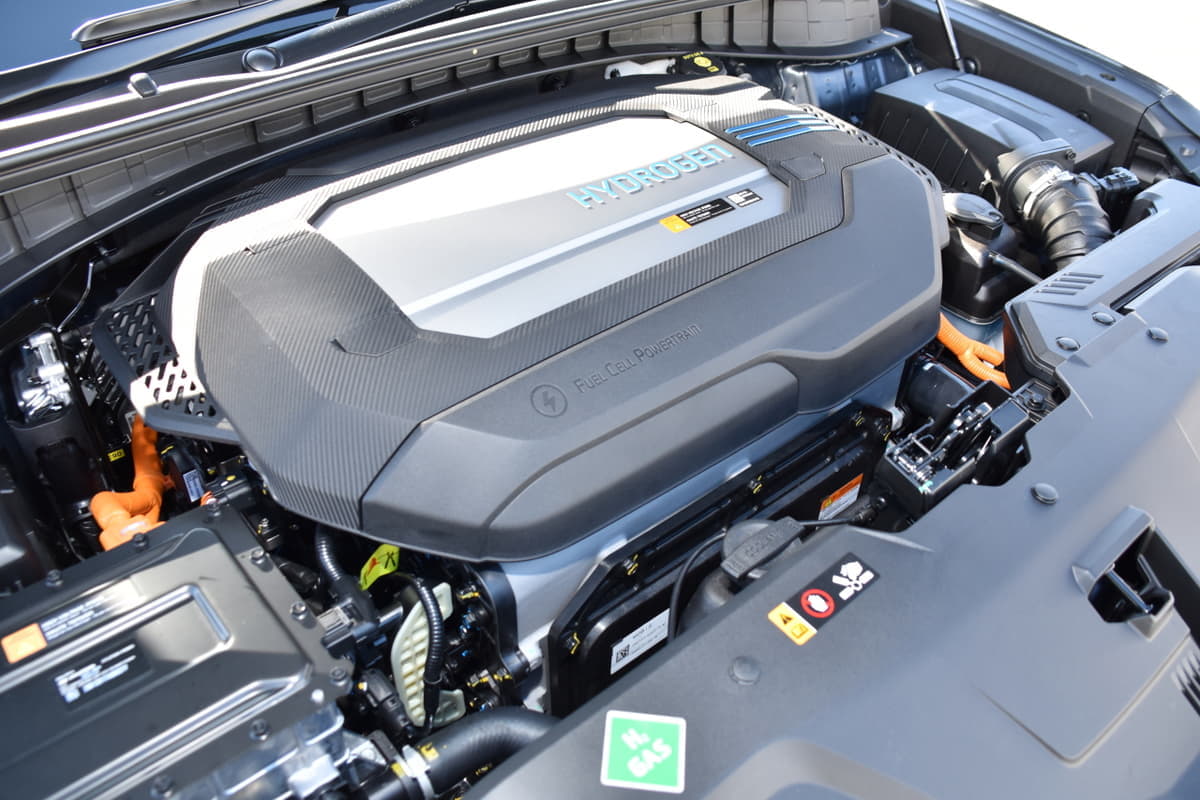 韓国の自動車メーカー ヒュンダイ 10年振りに燃料電池車 Fcv を日本市場に投入して復活を遂げるか 画像18 Auto Messe Web カスタム アウトドア 福祉車両 モータースポーツなどのカーライフ情報が満載