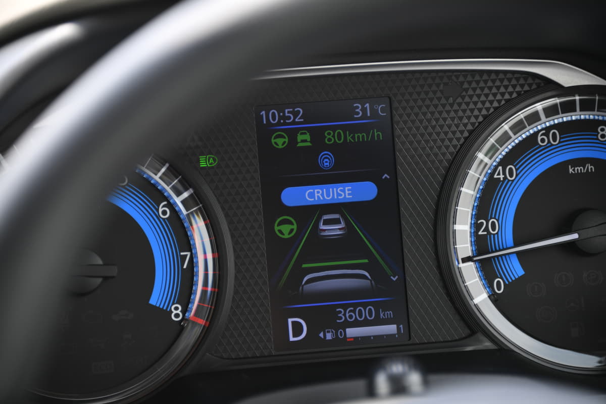 電動パーキングブレーキの仕組みとは 使い方やメリット デメリットを紹介 Auto Messe Web カスタム アウトドア 福祉車両 モータースポーツなどのカーライフ情報が満載