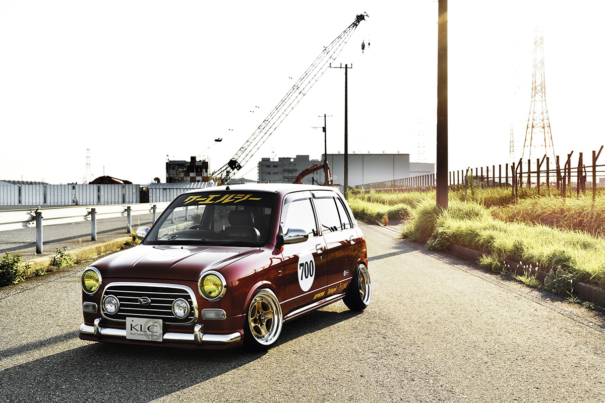 シャコタンやリフトアップ、スポーツなど軽ハッチバックカスタムの世界を紹介