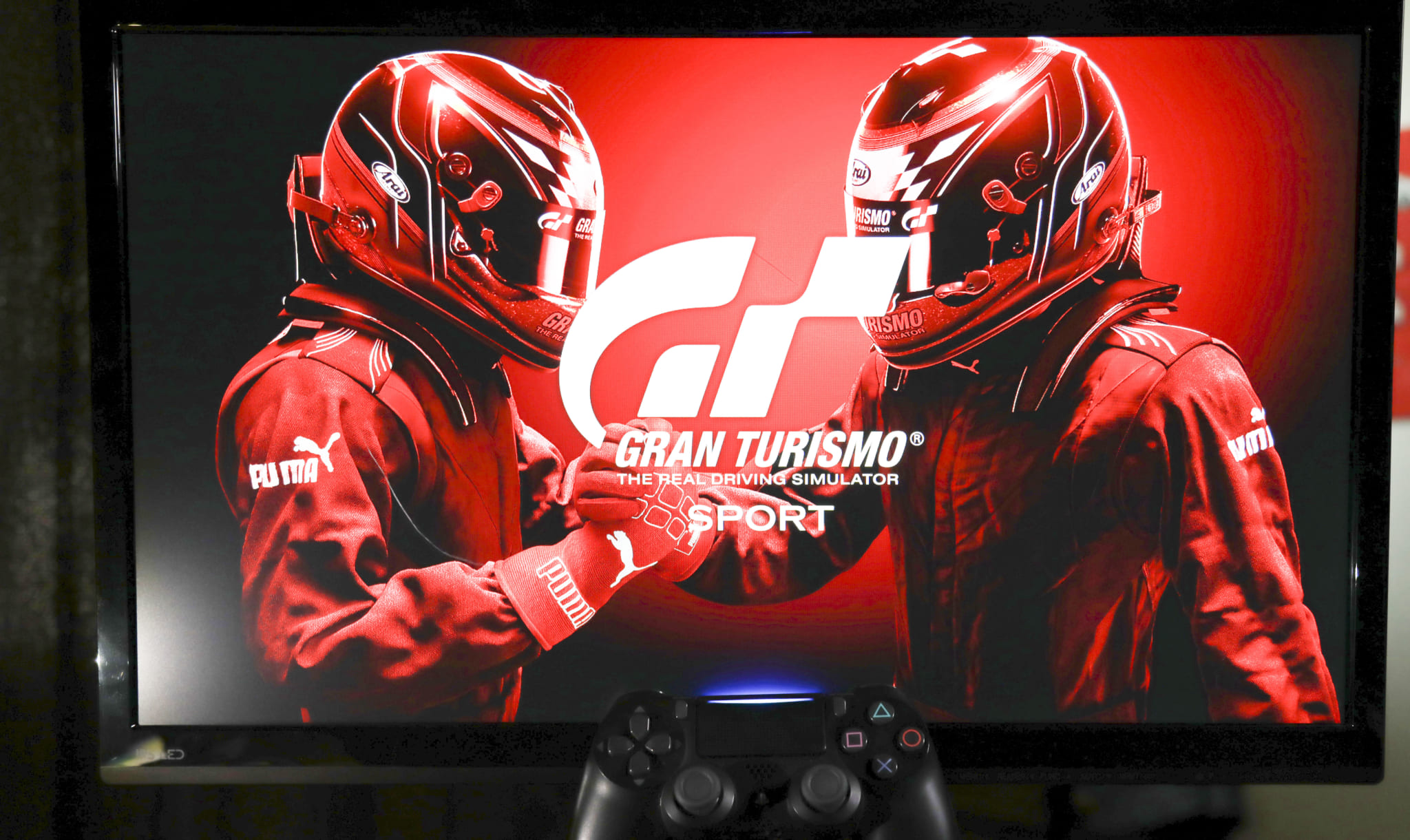 モータースポーツを始めるならレーシングカートかハコ車か