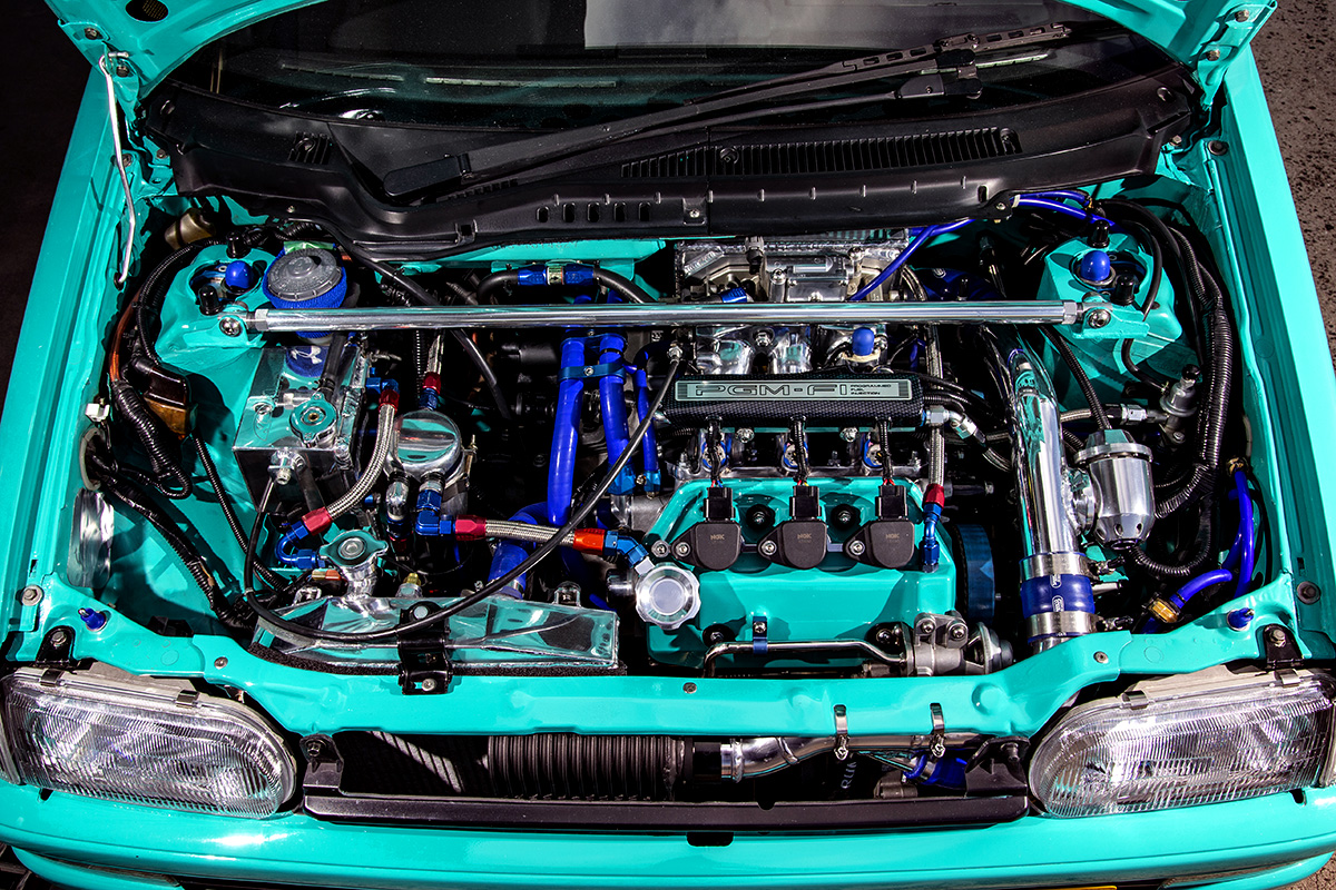 ポルシェやフェラーリが軽自動車に アオられる 衝撃 岡山に生息する伝説の トゥデイ の正体 画像24 Auto Messe Web カスタム アウトドア 福祉車両 モータースポーツなどのカーライフ情報が満載