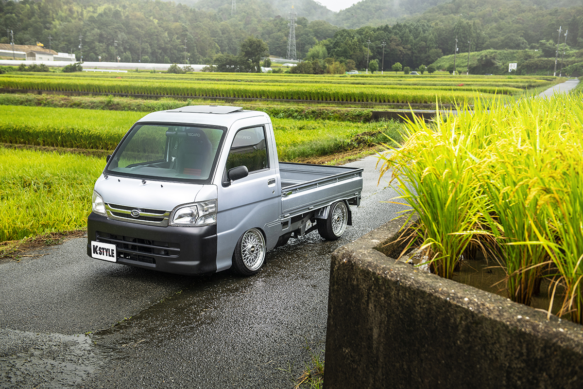 シャコタン農家 に フルエアロ魚屋 衝撃の働くカスタム軽トラ３台 Auto Messe Web カスタム アウトドア 福祉車両 モータースポーツなどのカーライフ情報が満載 2ページ目